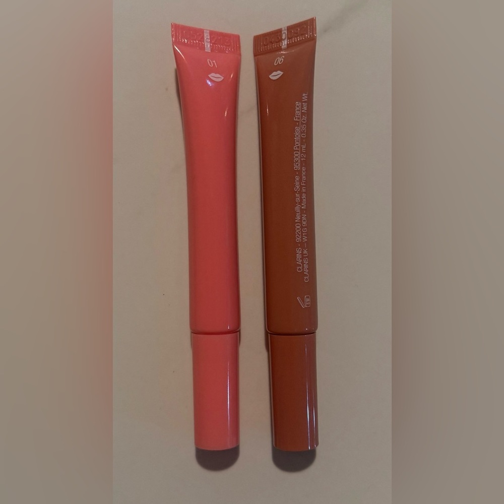 Clarins
Lip Perfector Sheer Lip Gloss Bundle Of Two Items - Picture 2 of 8